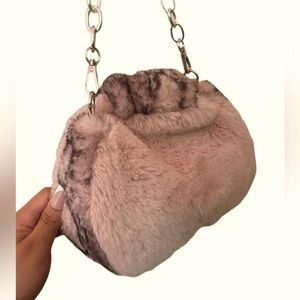 Pink Fur Handbag. In good condition, very soft and clean inside.